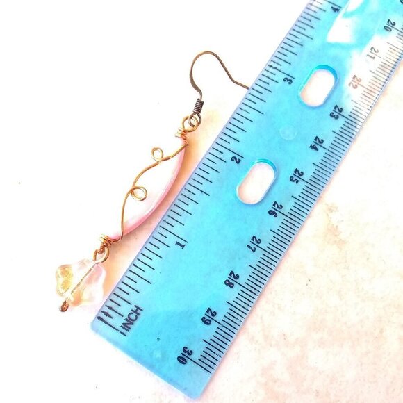 Pink Shell + Paw Print - Pet Lovers Wire Wrapped Dangle Earrings! Ueber Cute! - Picture 5 of 6